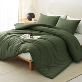 CozyLux edredón verde oliva oscuro para cama tamaño rey, tacto suave y confort toda la noche.