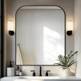 Delma espejo de bano 36x30 con marco negro, ideal para maquillaje diario.