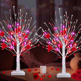 Turnmeon arbol decorativo iluminado con corazones, ideal para mesas románticas.