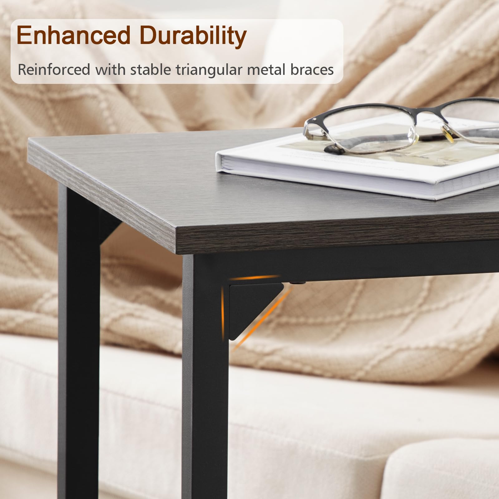 AMHANCIBLE mesa auxiliar para snacks y bebidas, perfecta junto al sofá.