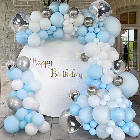 Kit de armado Awenztech para crear arcos de globos azules claros.