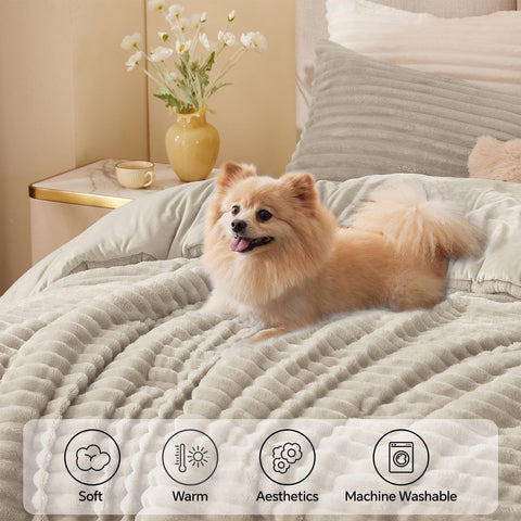 BEDELITE edredón tamaño rey, diseño de rayas 3D para un look moderno.