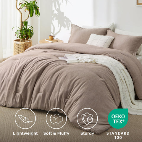 Bedsure cobertor kaki lavado facil para mantenerlo como nuevo entre lavados.