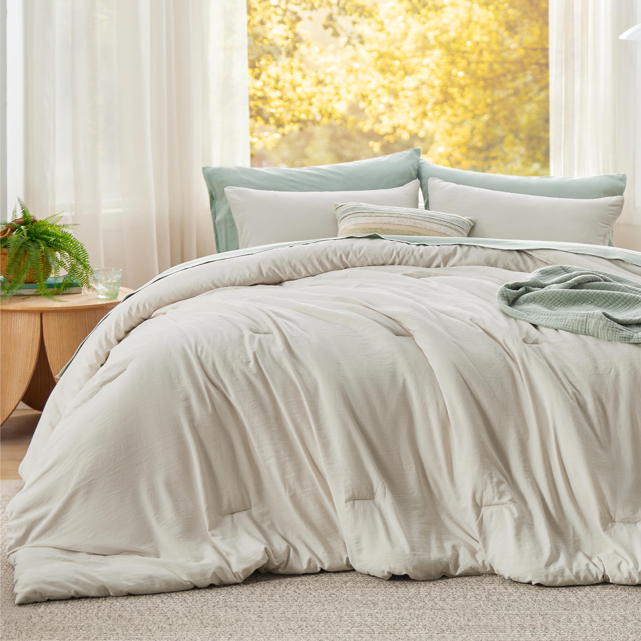 Bedsure edredón prelavado: tacto suave similar al algodón para uso diario.