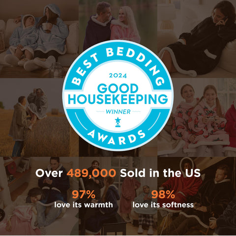 Bedsure manta capucha sherpa vista en sala, refugio cómodo para ver la TV.