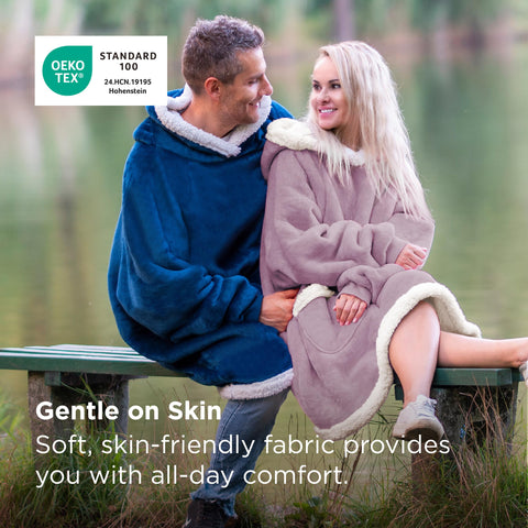 Manta Bedsure con diseño manos libres para lectura cómoda.