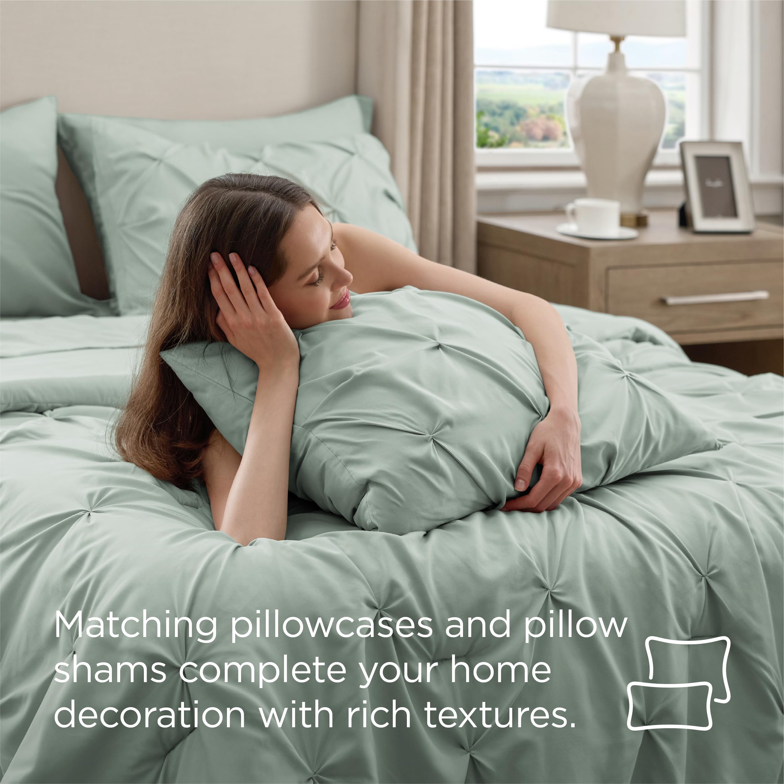 Bedsure textura microfibra suave, tacto lujoso para noches de descanso.