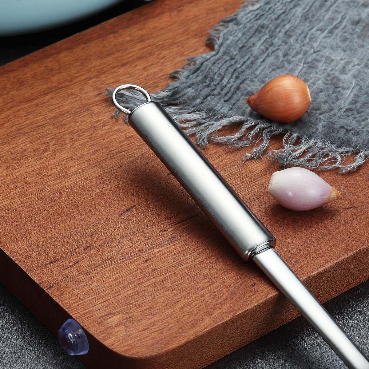 Berglander diseño clásico: acabado espejo y mango mate para un aspecto elegante.