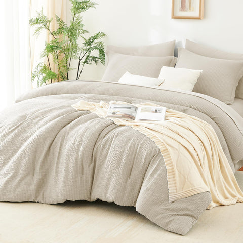 CozyLux conjunto cama queen beige rayas, toque suave y estilo boho para cualquier habitación