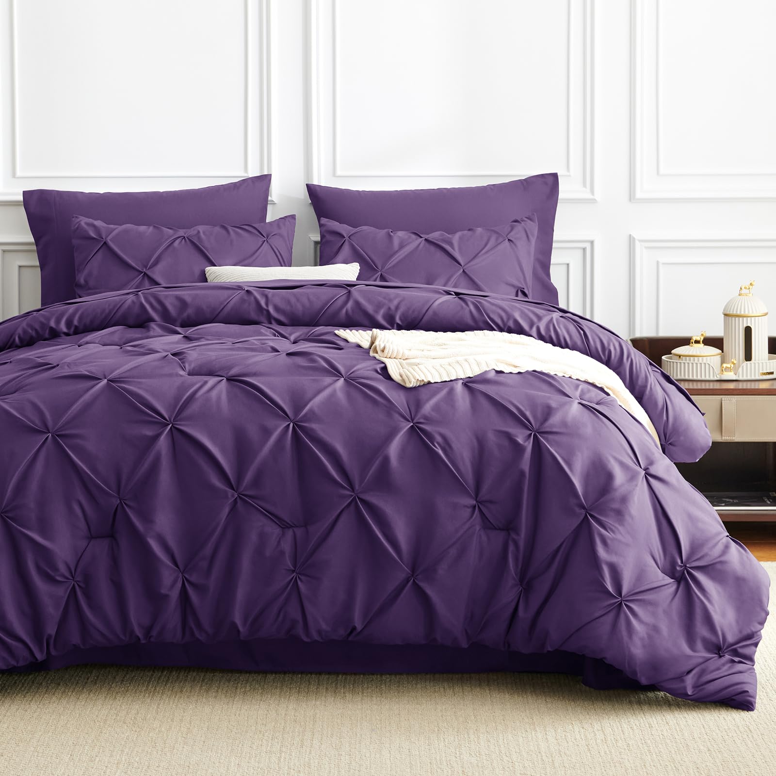 CozyLux microfibra suave del edredón morado para noches tranquilas