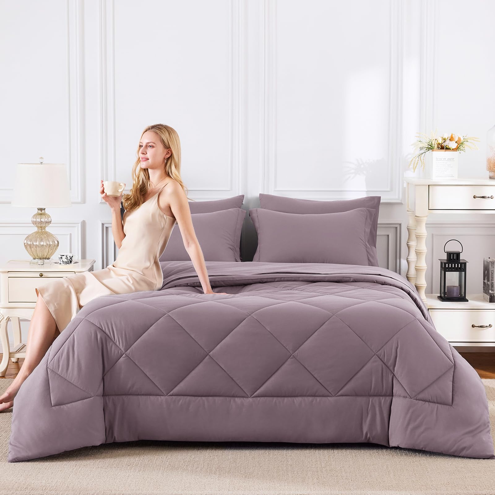 CozyLux textura microfibra rey morado empolvado, tacto suave y transpirable