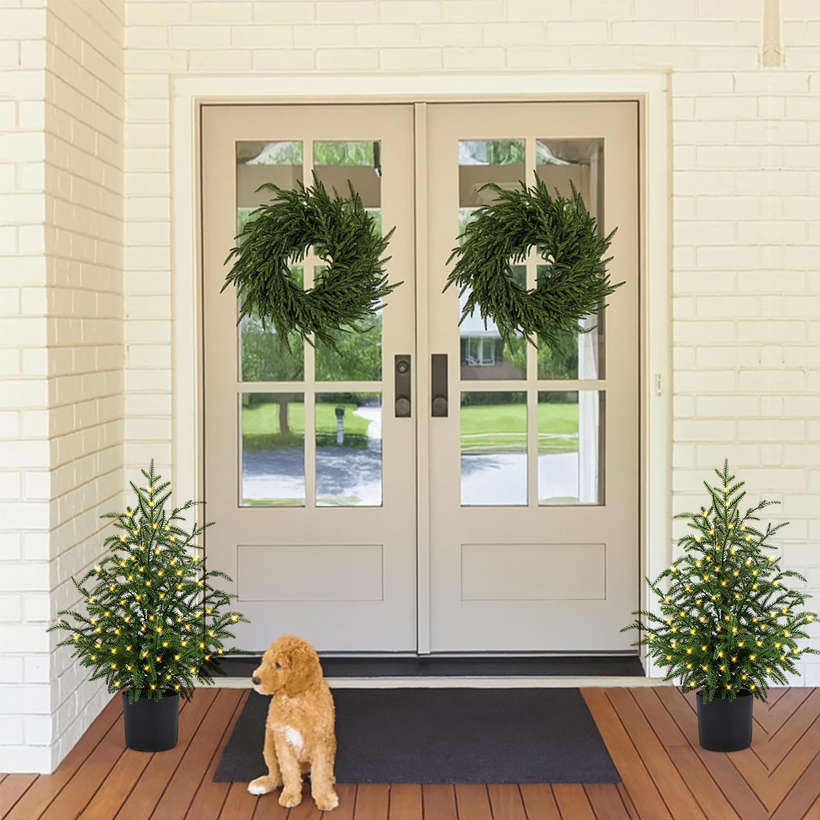 Hojas de pino realistas del árbol ENVEN con tacto suave y aspecto natural.