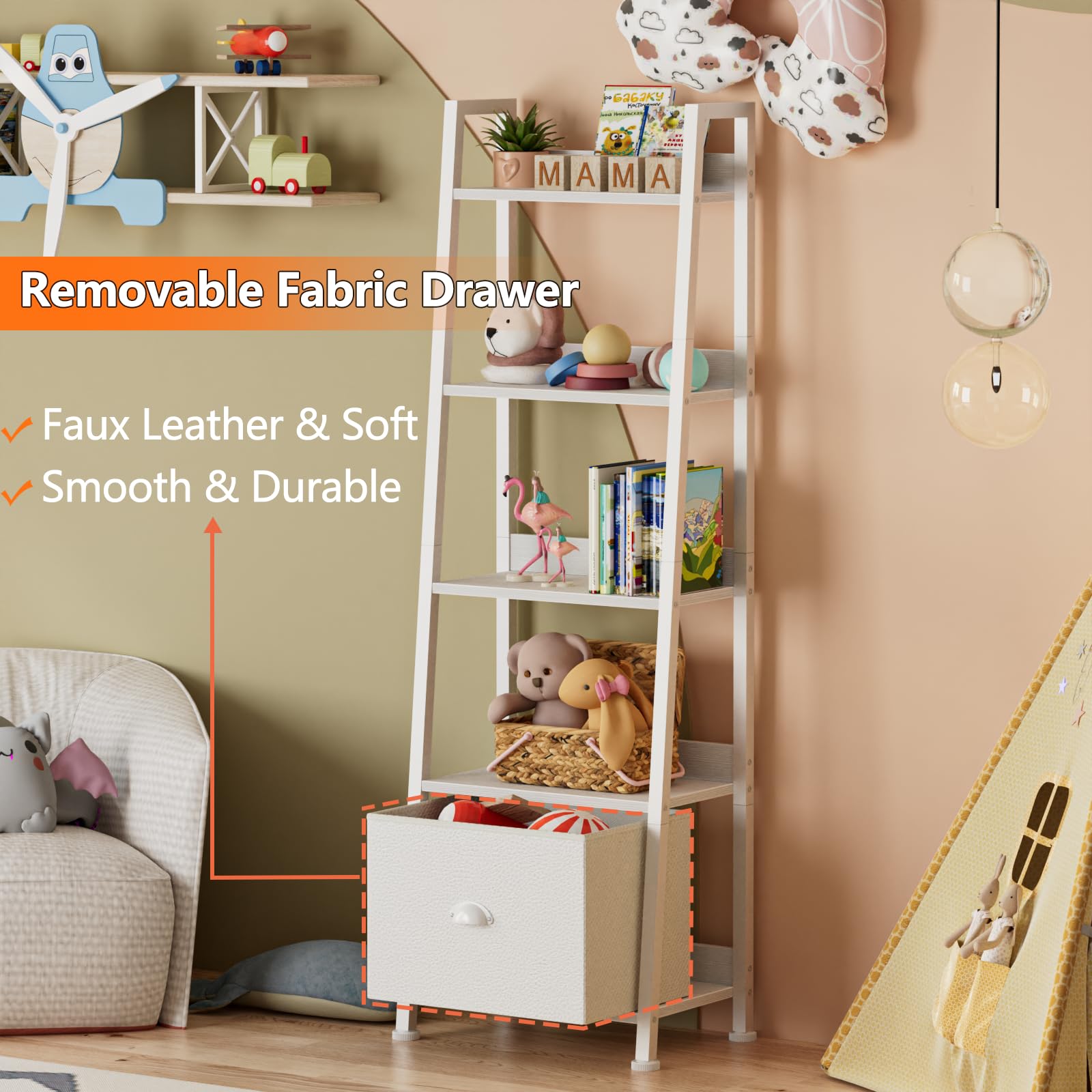 Uso multifuncional de la estantería escalera en sala o despacho.