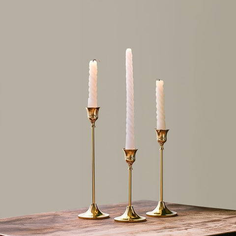 Generic portavelas dorados acabado duradero para uso diario