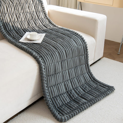 Gumfolk Funda para Sofá para gatos ofrece cobertura práctica y cómoda