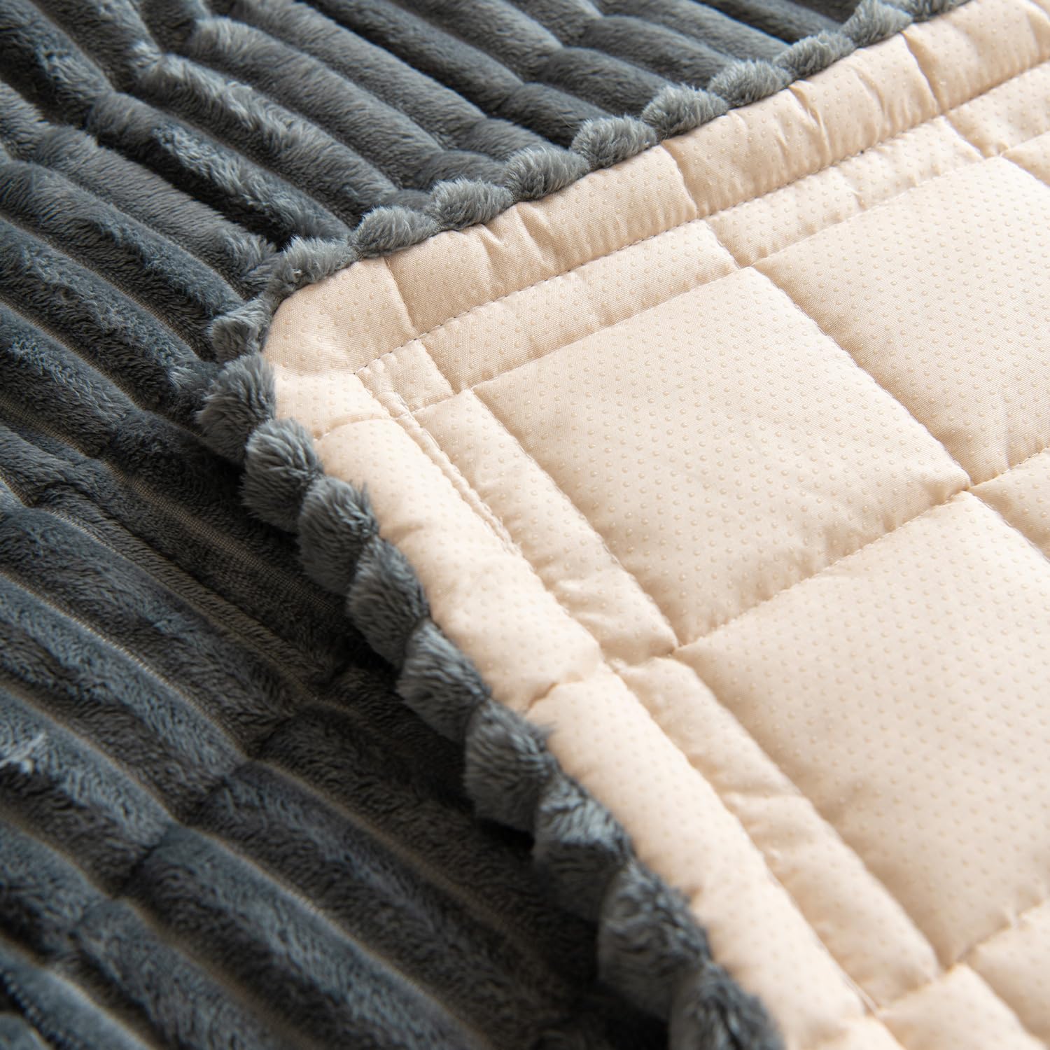 Gumfolk Funda para Sofá protege suelos y muebles durante el juego de mascotas