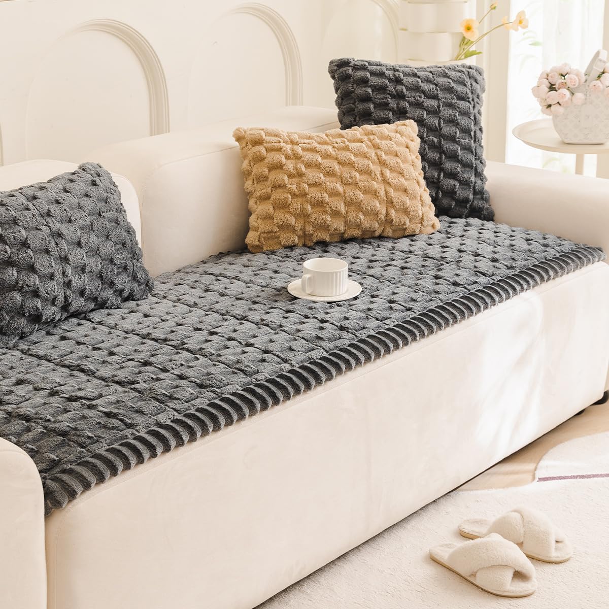 Uso diario con facilidad; Gumfolk protege muebles sin complicaciones.