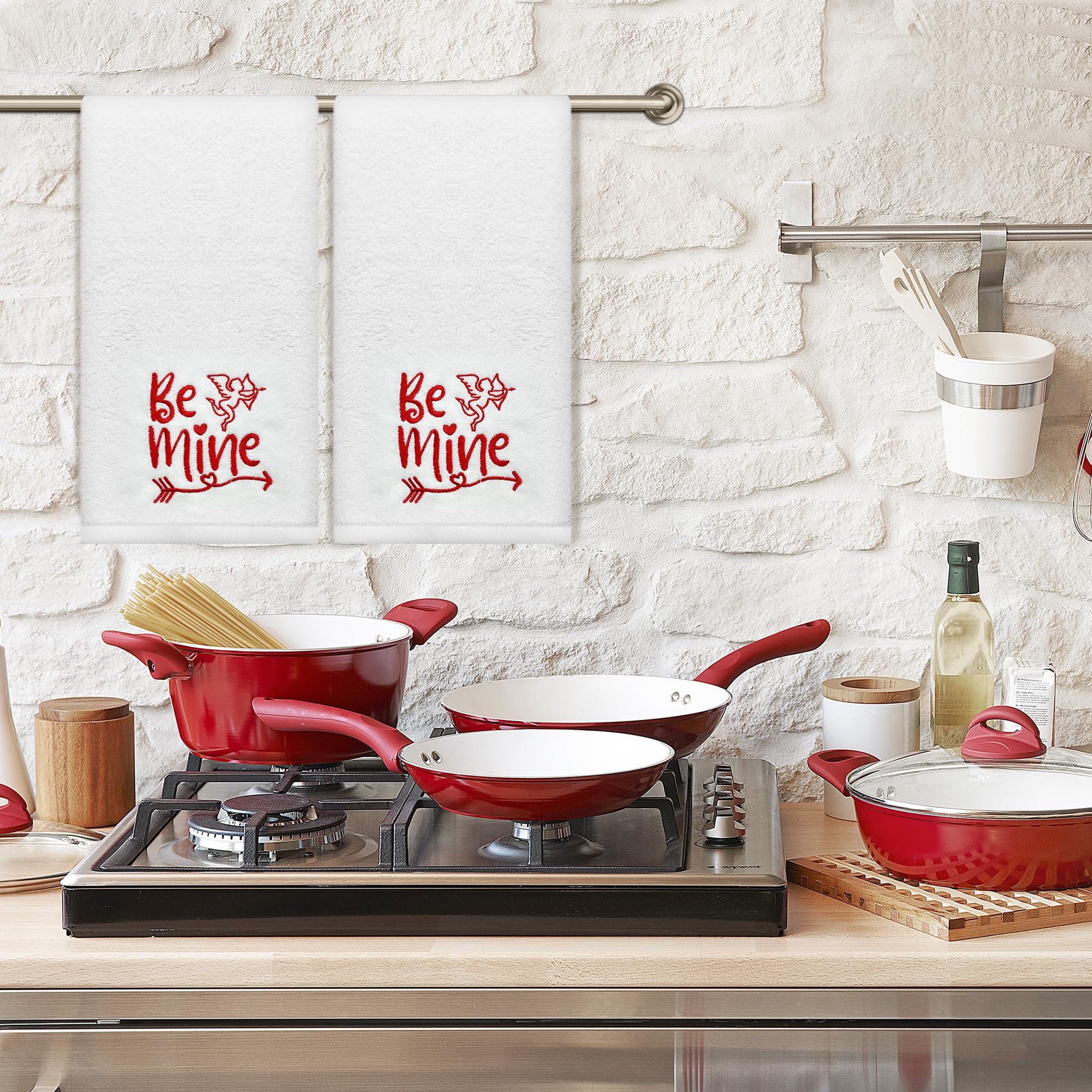 Hexagram toallas de baño Valentinas, medidas 14x30 pulgadas para buena cobertura.