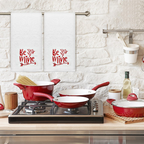 Hexagram toallas de baño Valentinas, medidas 14x30 pulgadas para buena cobertura.