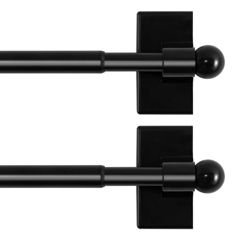 Barras magnéticas H.VERSAILTEX en puerta metálica negra para colgar cortinas ligeras