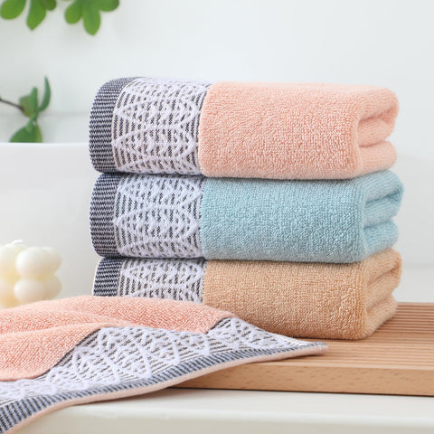 Toallas de mano con diseño de hojas arce y arte decorativo de JUIEYIR