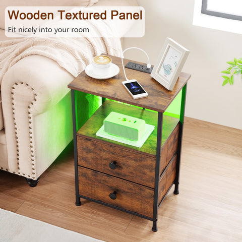 Uso versátil de la mesita LOAKEKEL ideal para dormitorio o apartamento