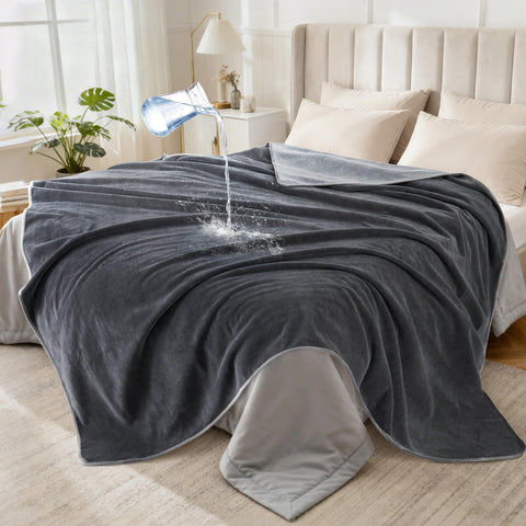 Manta LOOBANI impermeable doble cara protege muebles ante derrames.