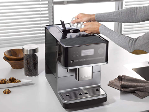 Aceites y residuos del café reducidos con tabletas Miele.