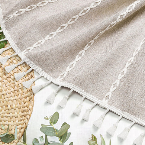 Textura gruesa 310 GSM, mezcla lino y poliéster.