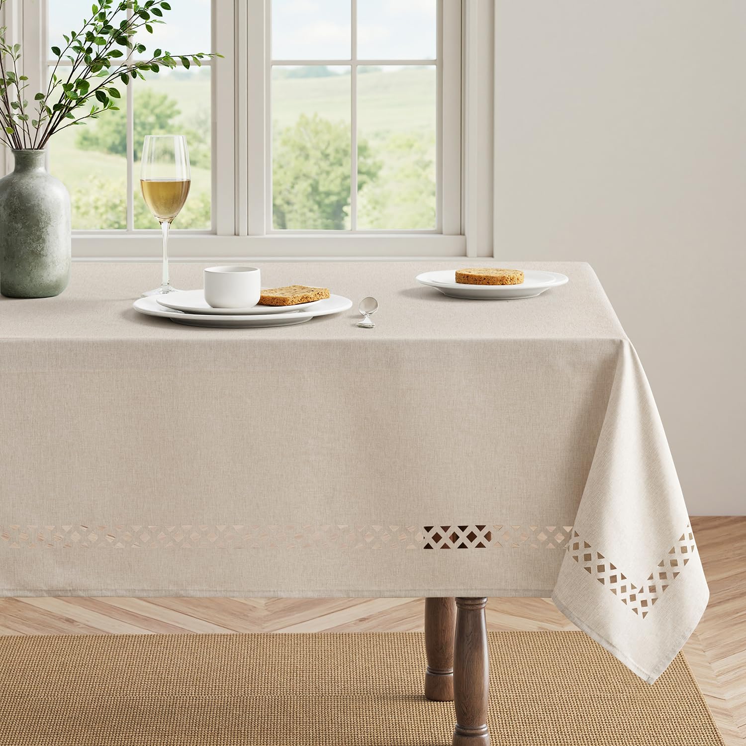 Miulee funda de mesa beige rectangular para interiores con estilo sobrio.