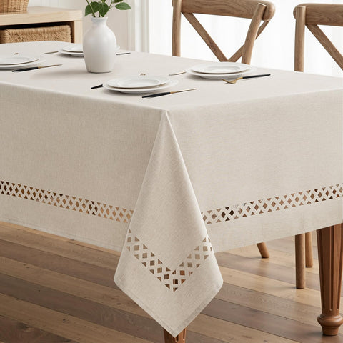 Miulee funda de mesa beige rectangular con recortes decorativos para comedor elegante.