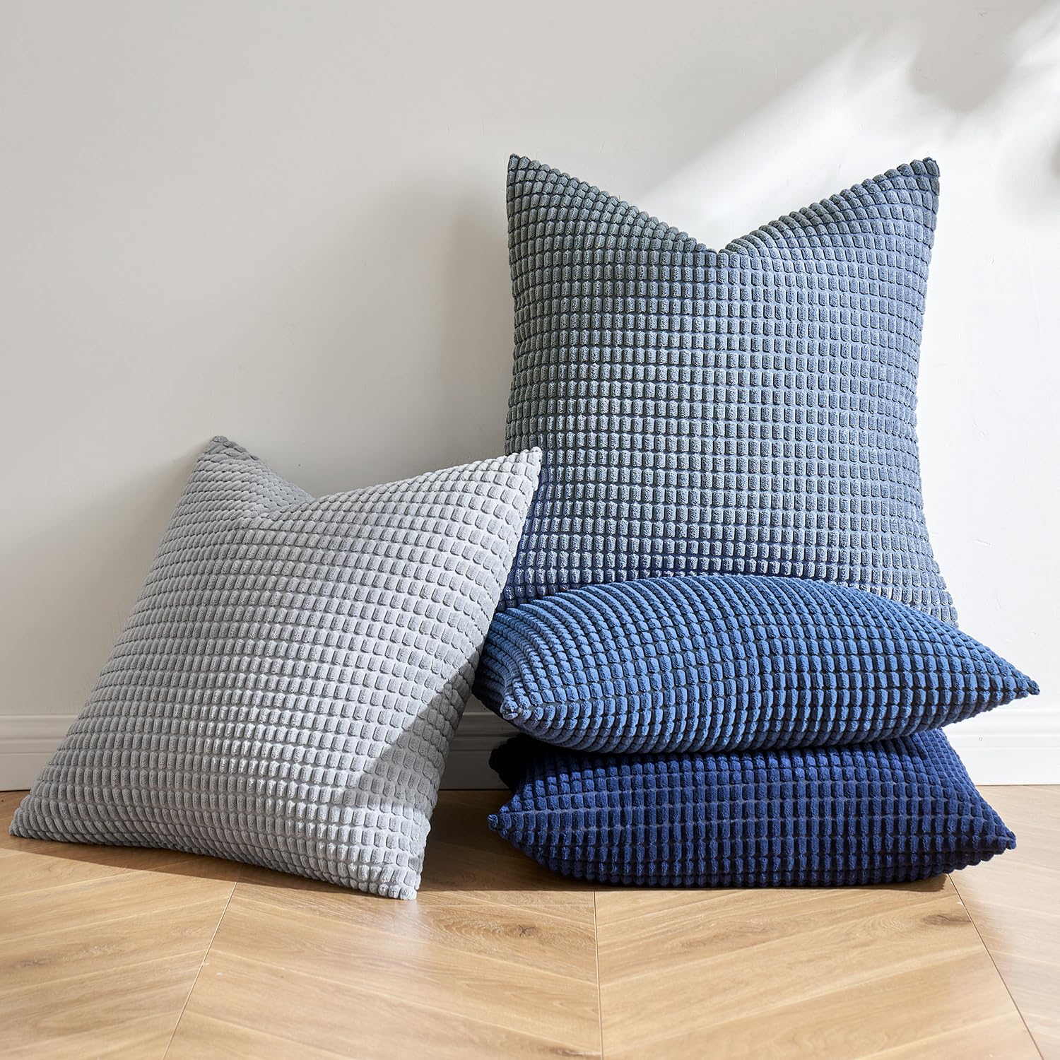 MIULEE funda de almohada azul corduroy boho para dormitorio, combina con decoración interior.