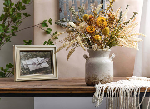 Altura de 15 cm del vaso Quoowiit, perfecto para arreglos medianos.