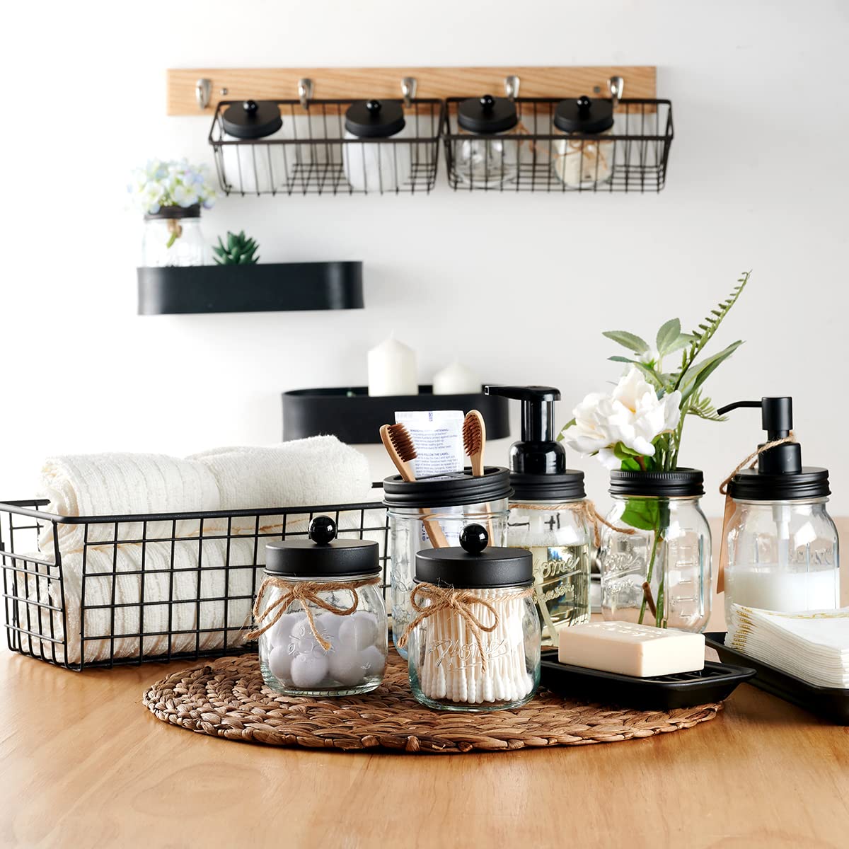 Tarro apotecario negro SheeChung 1 para artículos de baño reutilizable.