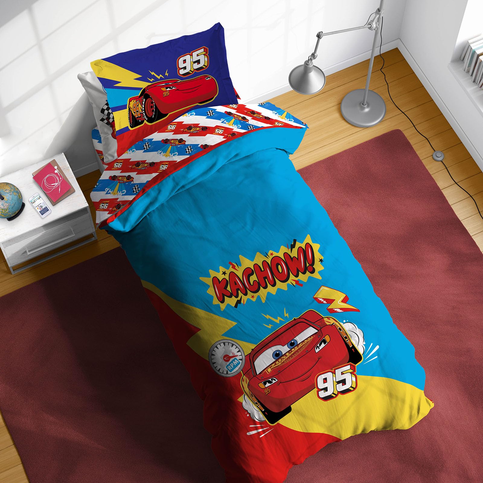 Sunny Side Up colcha Lightning McQueen, detalle frontal colorido ideal para dormir