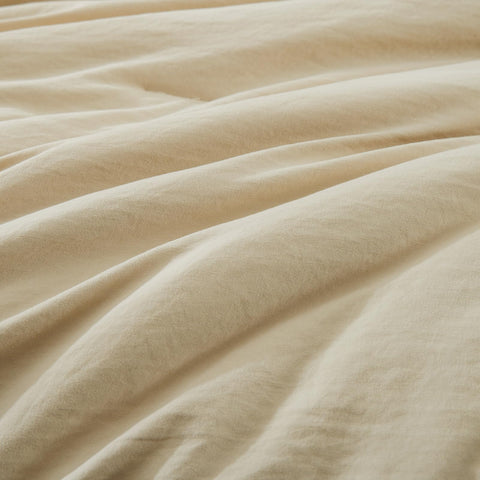 WRENSONGE Detalle cosido: costuras reforzadas que evitan desplazamiento del relleno.