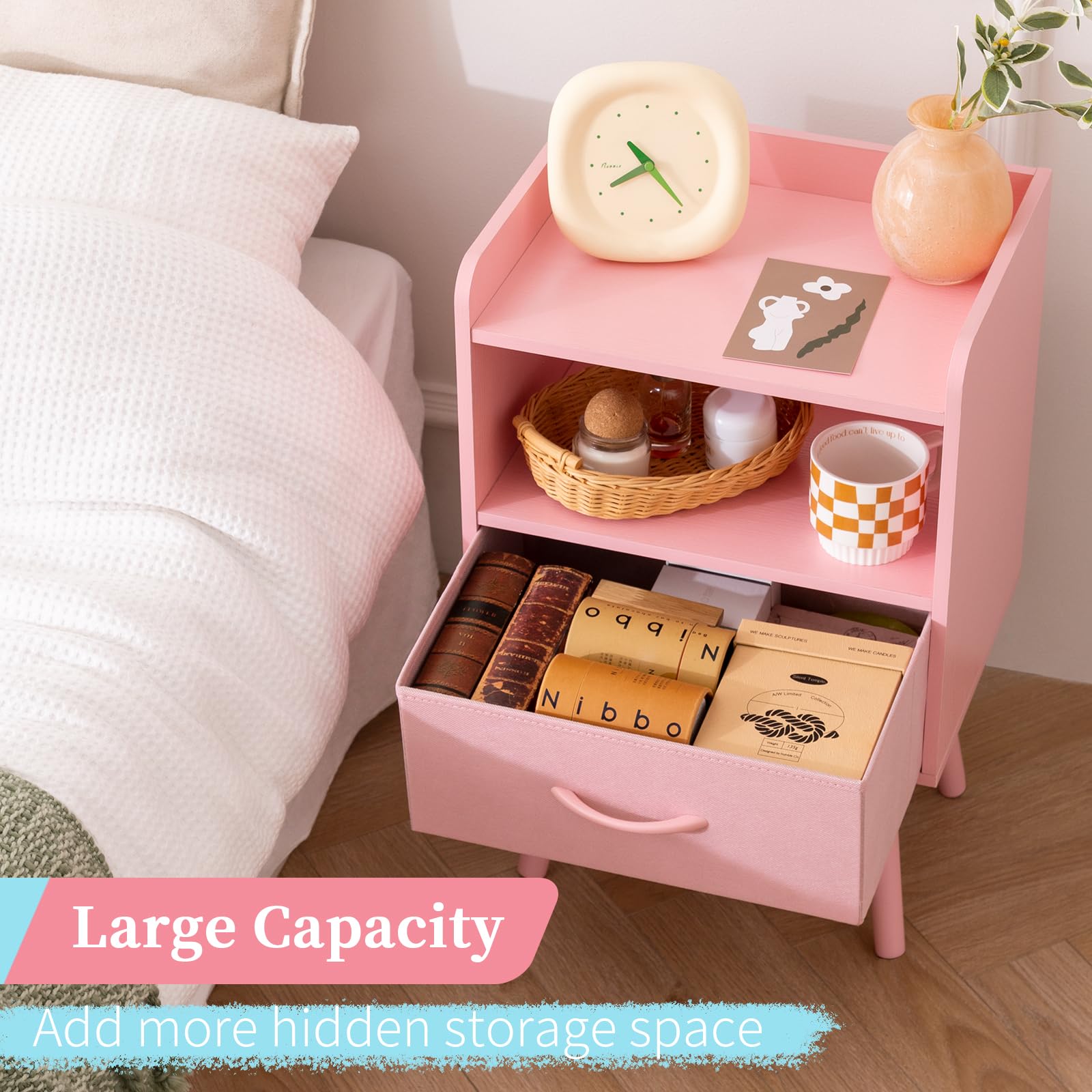 Patas de madera Yoobure para mayor estabilidad en la habitación.