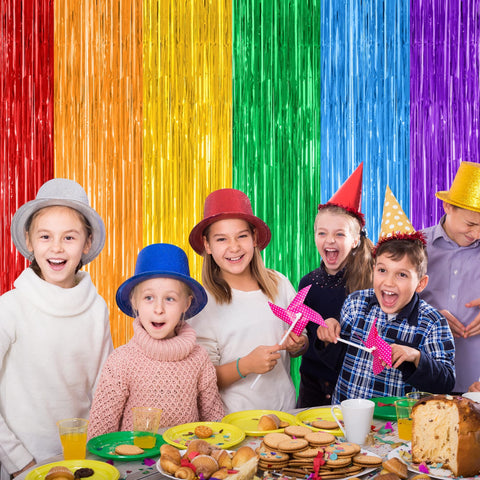 Uso en fiestas para crear atmósferas alegres y coloridas.